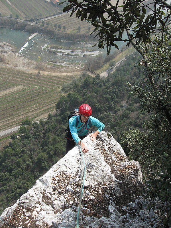 IMG_9673.JPG - La classica uscita dove finiscono le rocce e comincia il bosco