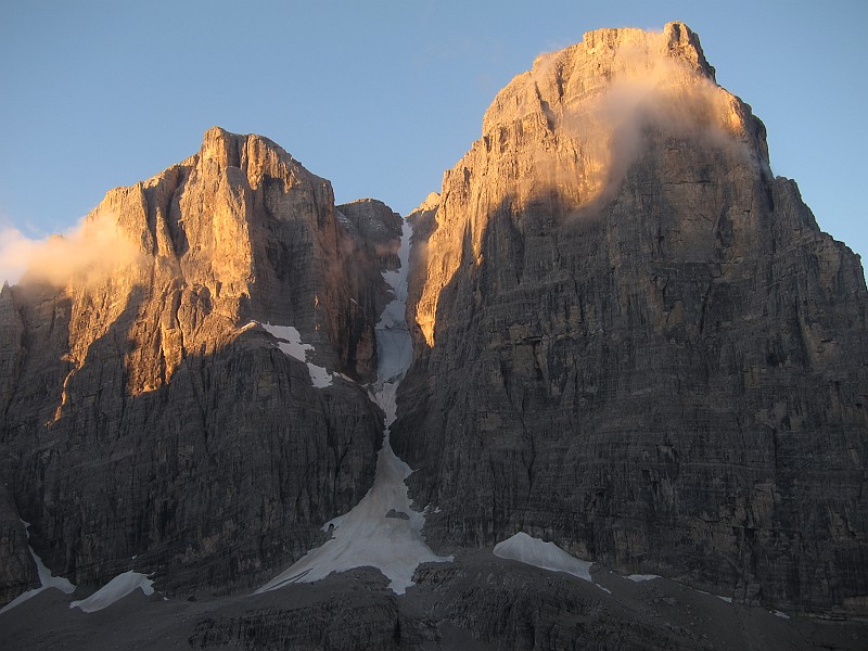 IMG_3305.JPG - Al mattino il meteo sembra ottimo ma ... è questione di un'ora e ci troviamo avvolti tra le nebbie