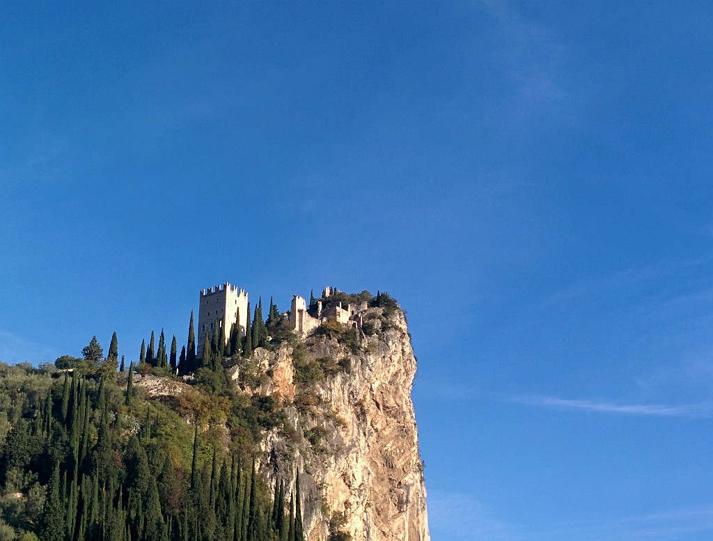 IMG_20151025_082444.jpg - Gran bella giornata autunnale in valle del Sarca !