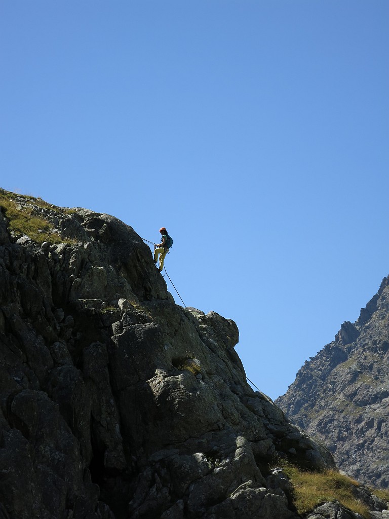 IMG_1822.JPG - Climber sul vicino pilastro del lago