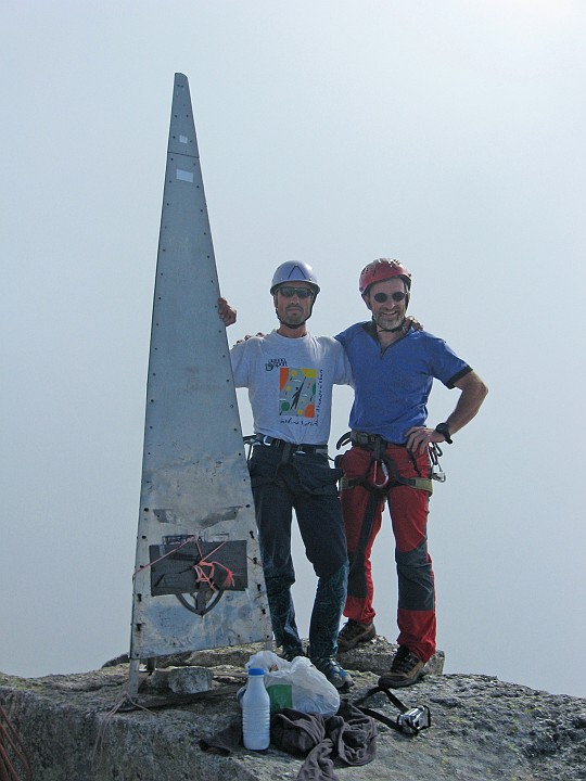 IMG_3227.JPG - Ed eccoci in cima ... il sogno è completo !