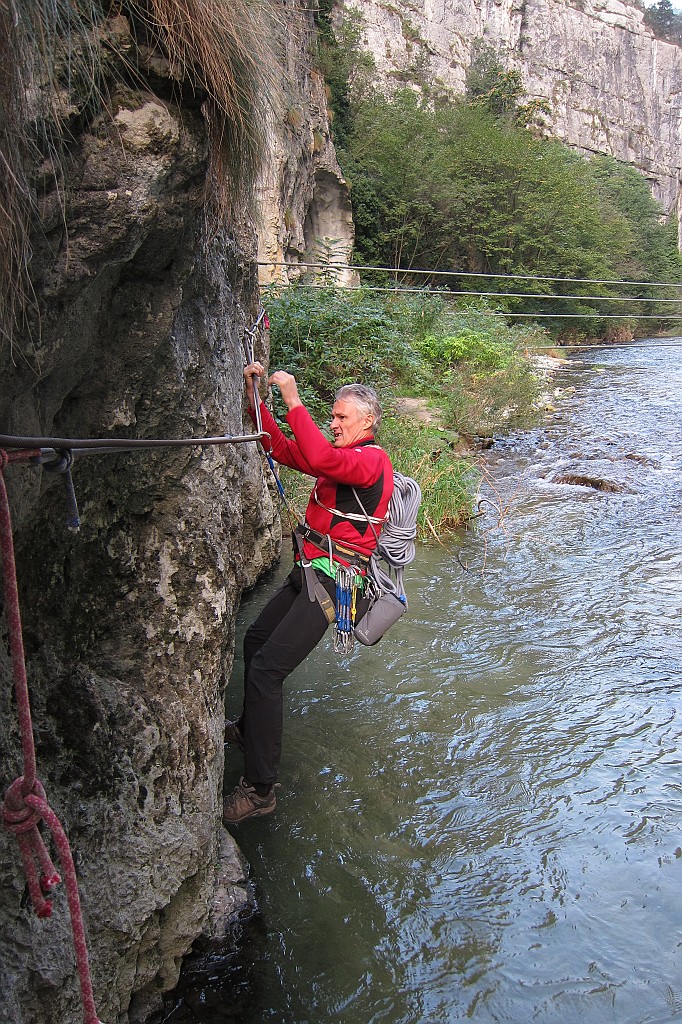 IMG_0337.JPG - Saverio in attraversamento