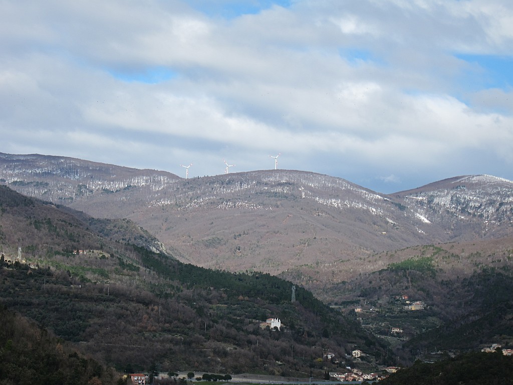 IMG_3794.JPG - Il meteo si mette al bello dopo la nevicata di ieri