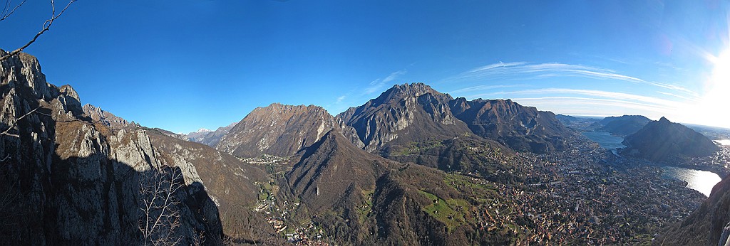 IMG_0957-Panorama_small.jpg - Panoramica dall'uscita della via