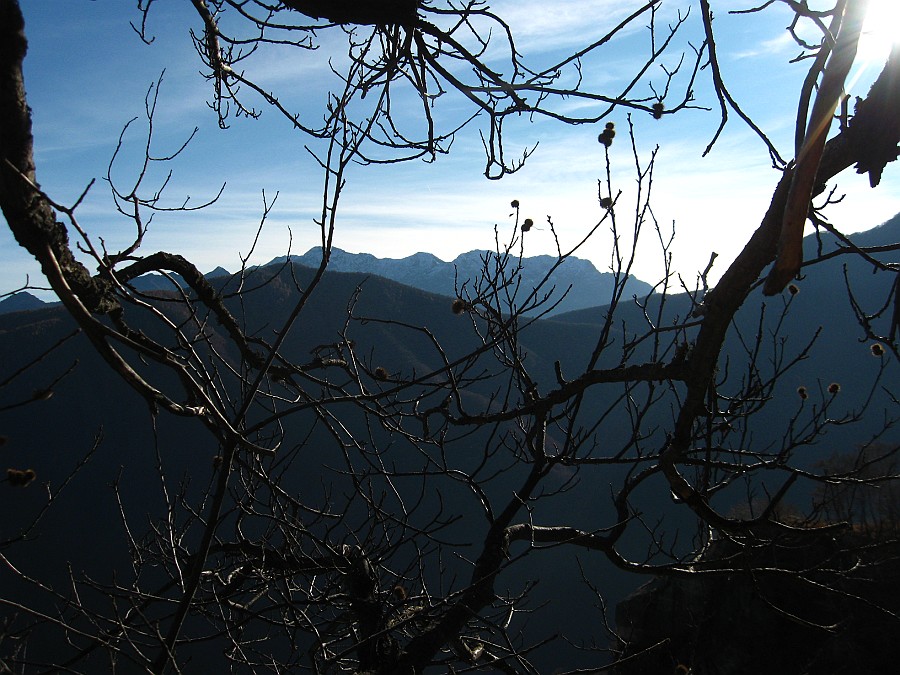 IMG_9312.JPG - Vista dalla cima