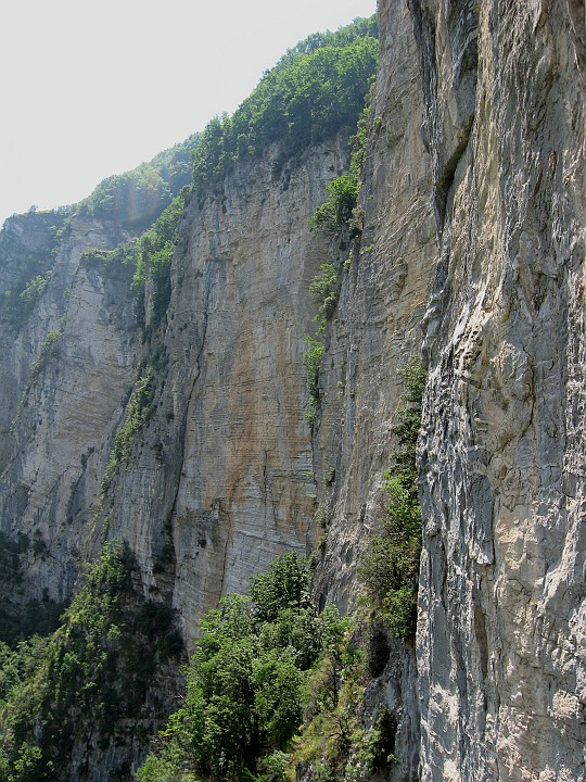 IMG_0992.JPG - Le Torri di Monzone offrono varie pareti, un bel motivo per tornare presto