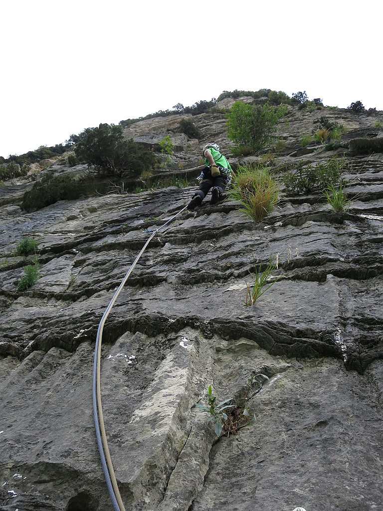 IMG_0515.JPG - Arrampicata sempre entusiasmante su ottima roccia