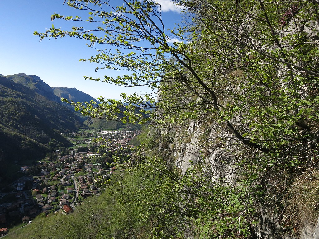 IMG_4682.JPG - Panorama verso Ballabio